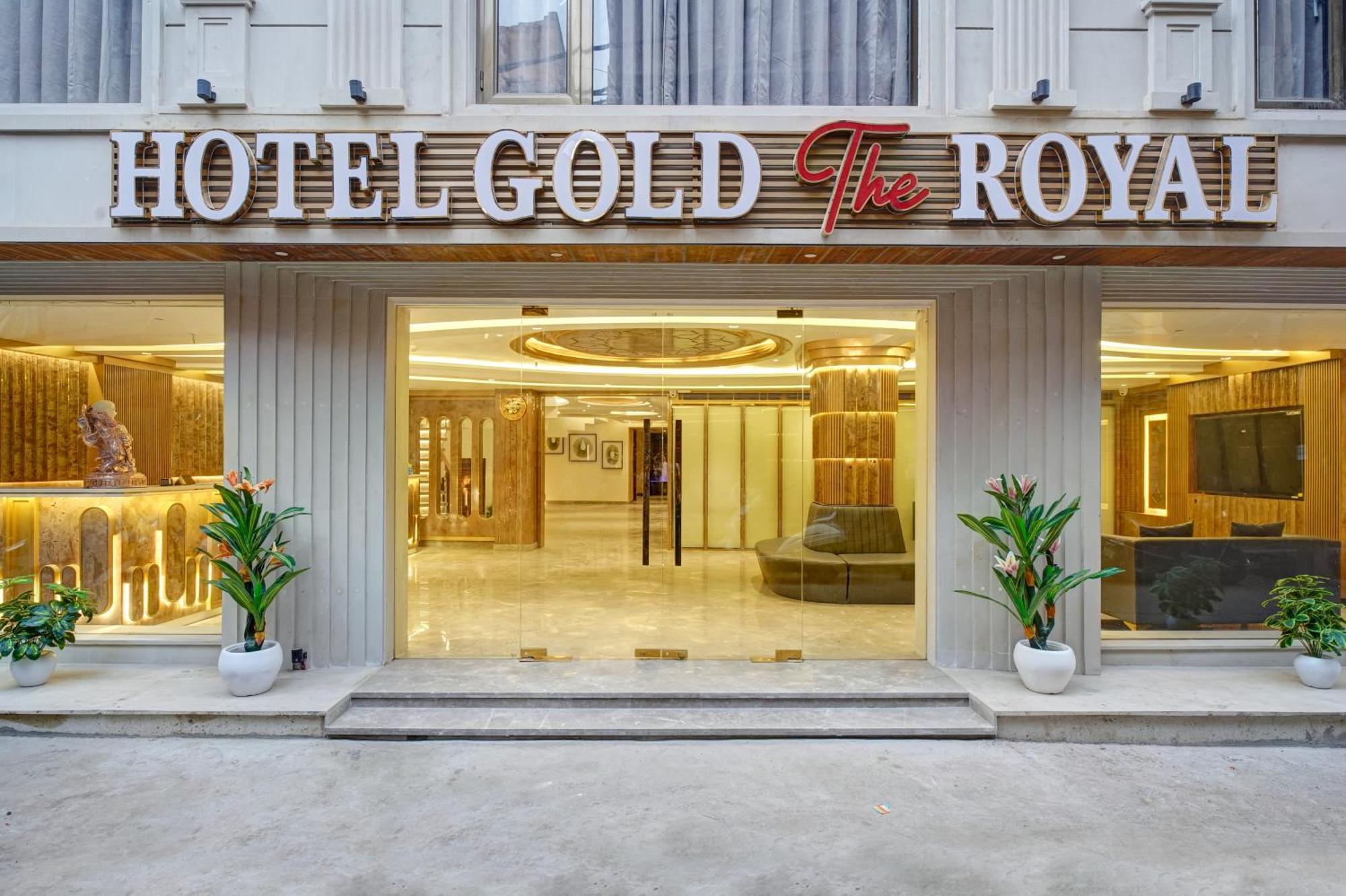 Newly Built Gold The Royal With Rooftop Restaurant - 2Mins Walk From New Delhi Rail Station & 5Mins From Connaught Place Exteriör bild